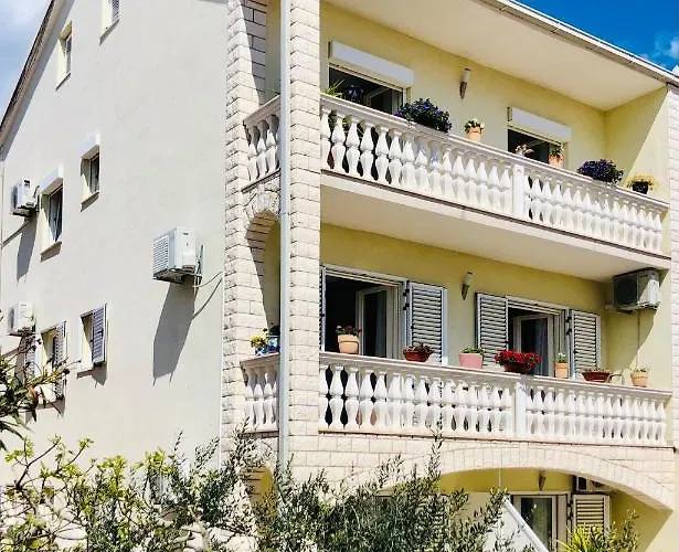 Villa Domora Apartments
